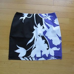 T Tahari Lined Black, White, Purple Mini Skirt